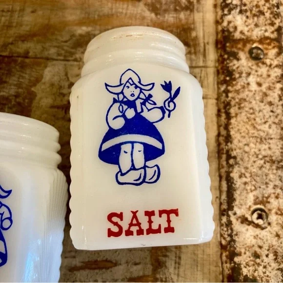 1940s Vintage Milk Glass Salt, Pepper, & Sugar Shakers Dutch Boy Girl Spice Jars - Picture 13 of 13